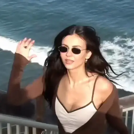 VICTORIA