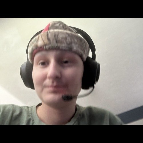 CHEEZYRL logo