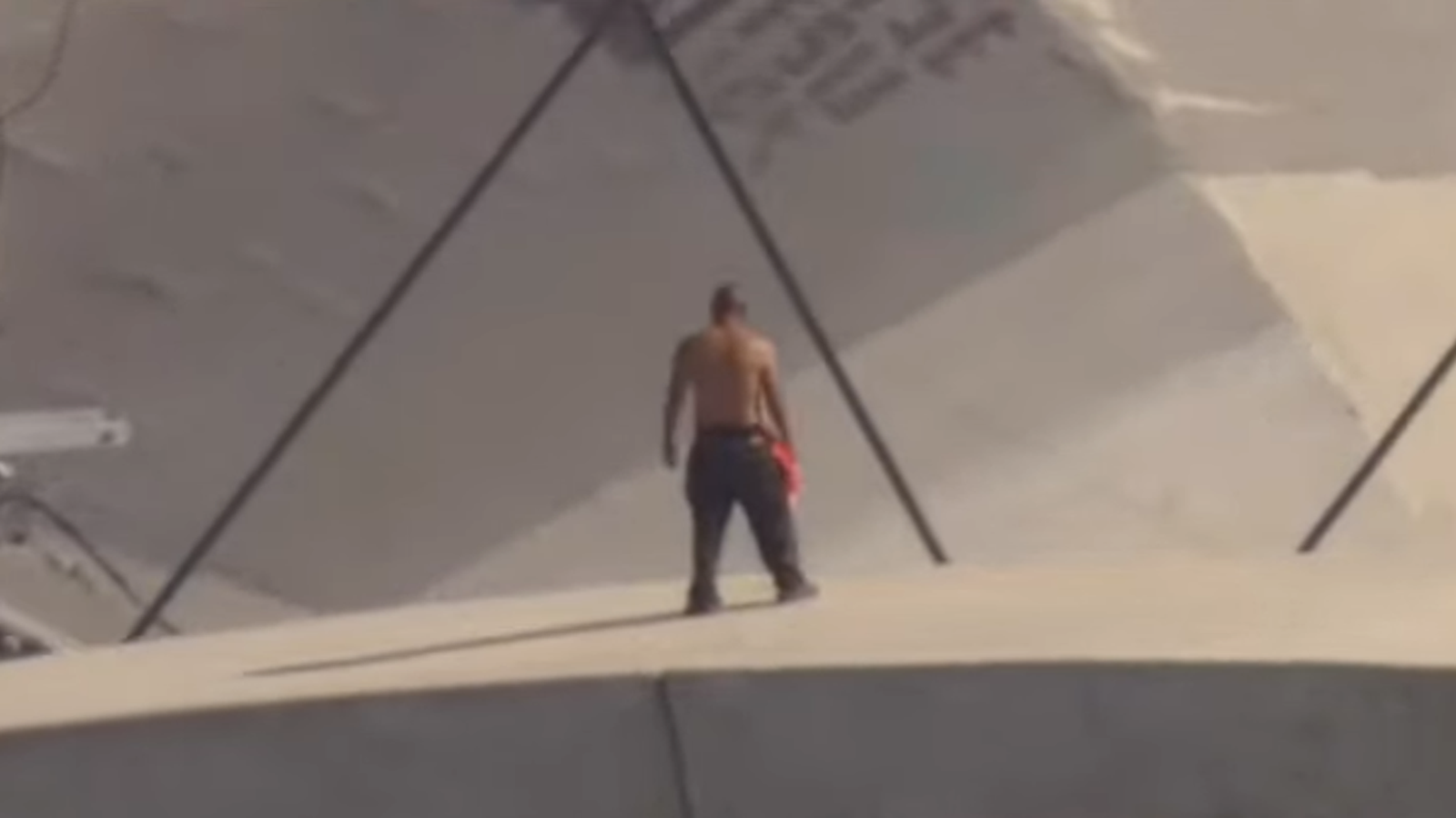 MAN