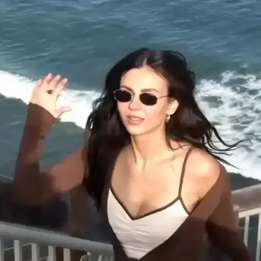 VICTORIA